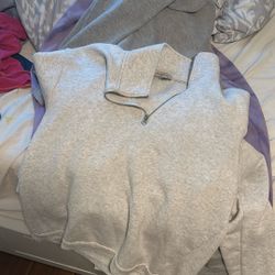 Crewneck Zip Up