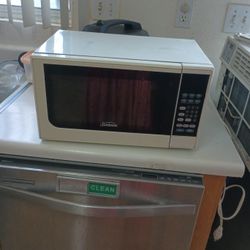 Sunbeam Microwave 
