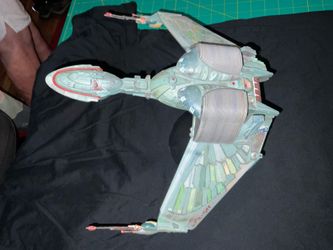 KLINGON BIRD OF PREY SHIP MODEL