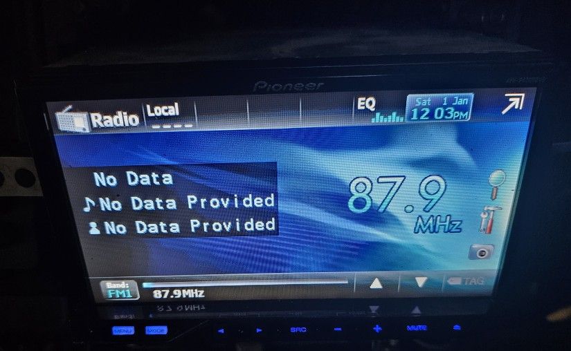 Pioneer In Dash Car Radio CD Player Radio With Remote for Sale in Von