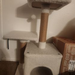 Cat tree