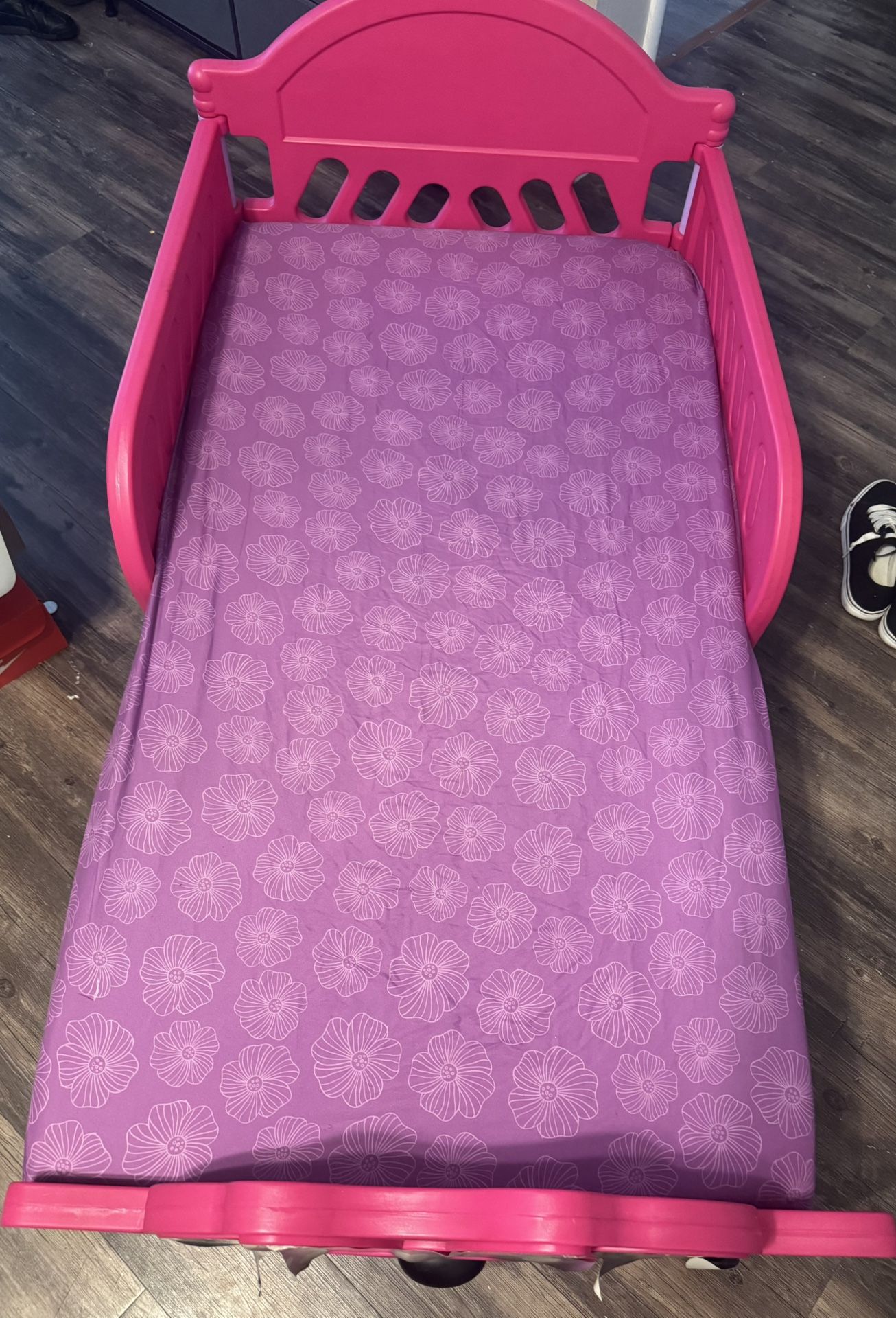 Toddler Bed With Mattress