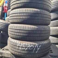 Vendo  4 Llantas Usadas  195 70 14