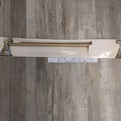 Delta Towel Bar