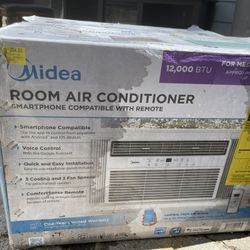 Midea Room Air Conditioning Unit