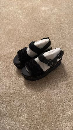 Platfrom Sandals Doc Martins