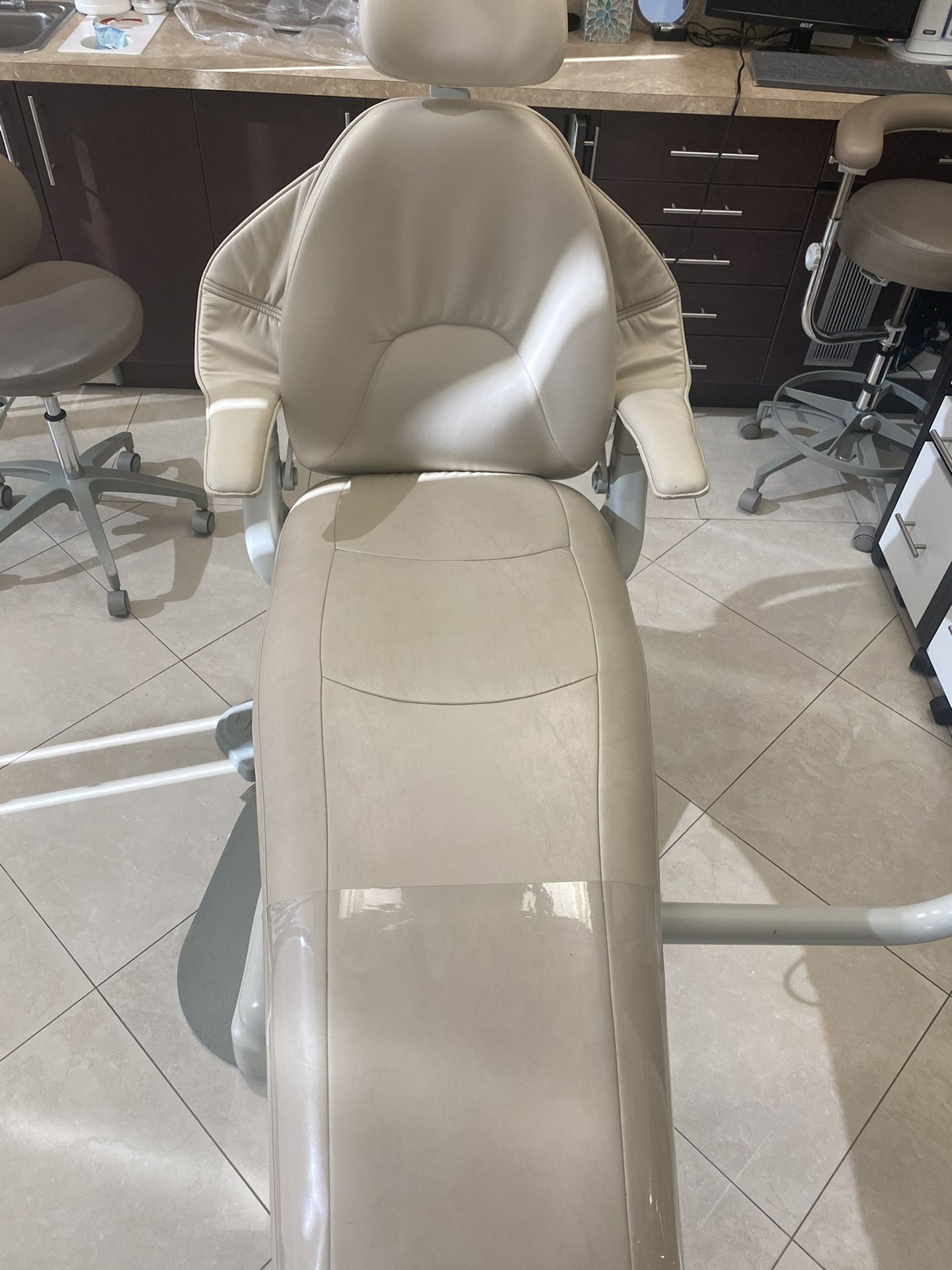 Marus dental chair DC1690
