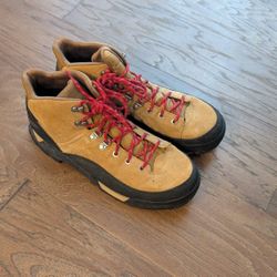 Danner Boots Lightly Used 