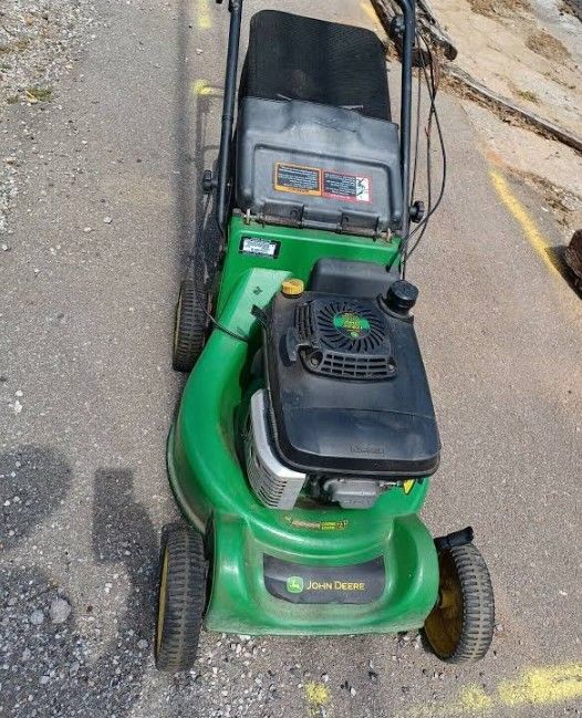 Vintage John Deere Self Propelled (5 Speed) Walk Behind Mower