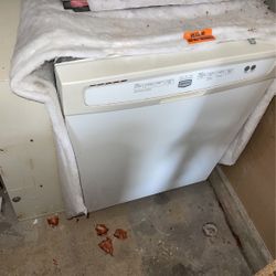 Maytag Dishwasher 