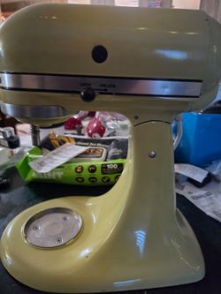 KitchenAid Stand Mixer Pale Yellow