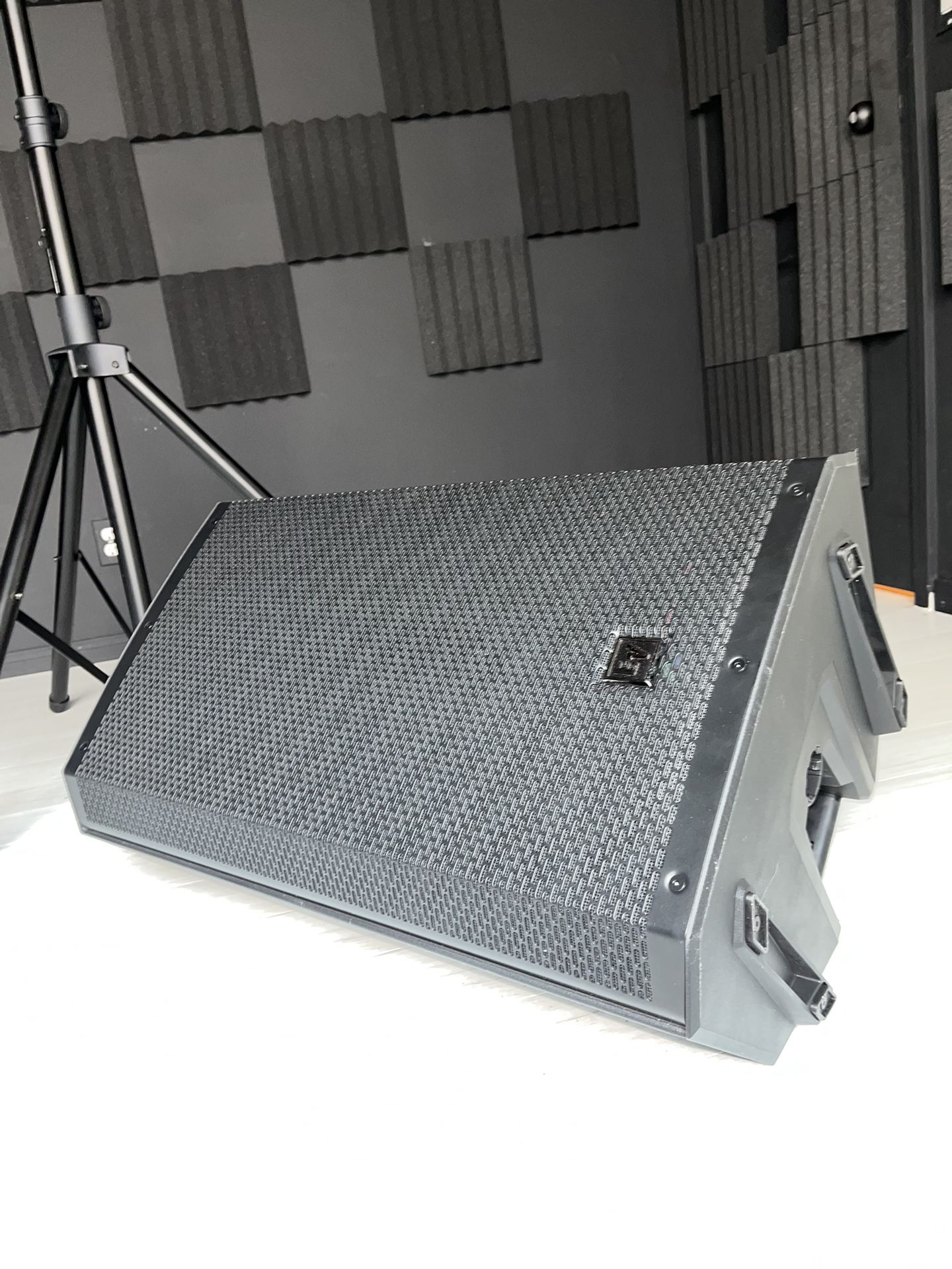 High Quality Speaker And Subwoofer for Sale in Ontario, CA OfferUp