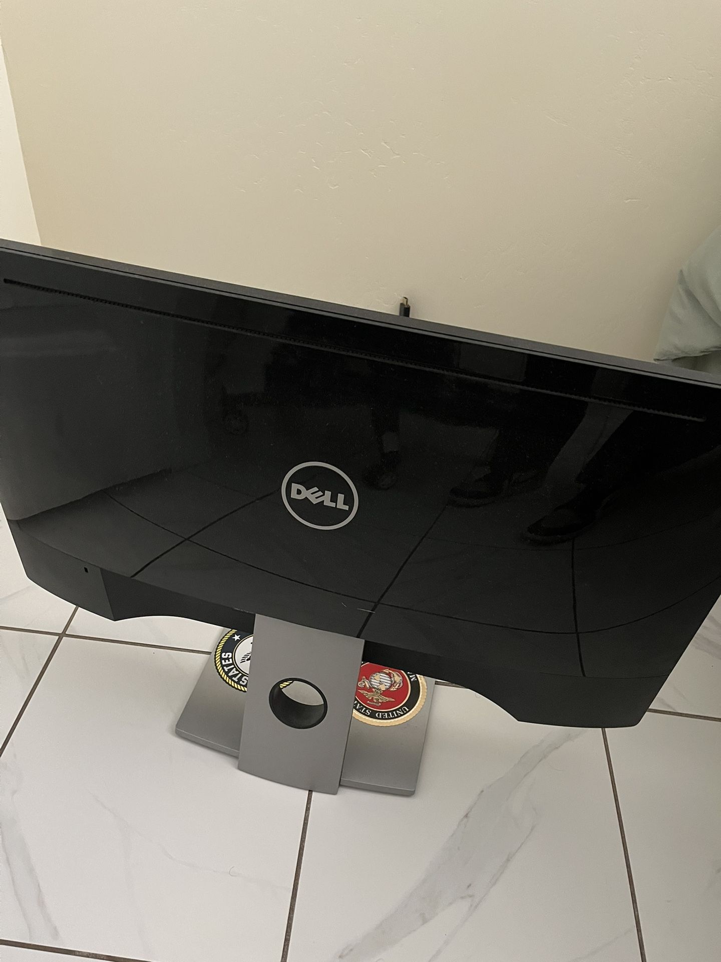 Dell Monitor 27” HDMI