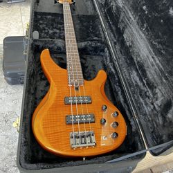 Yamaha Bass Guitar 