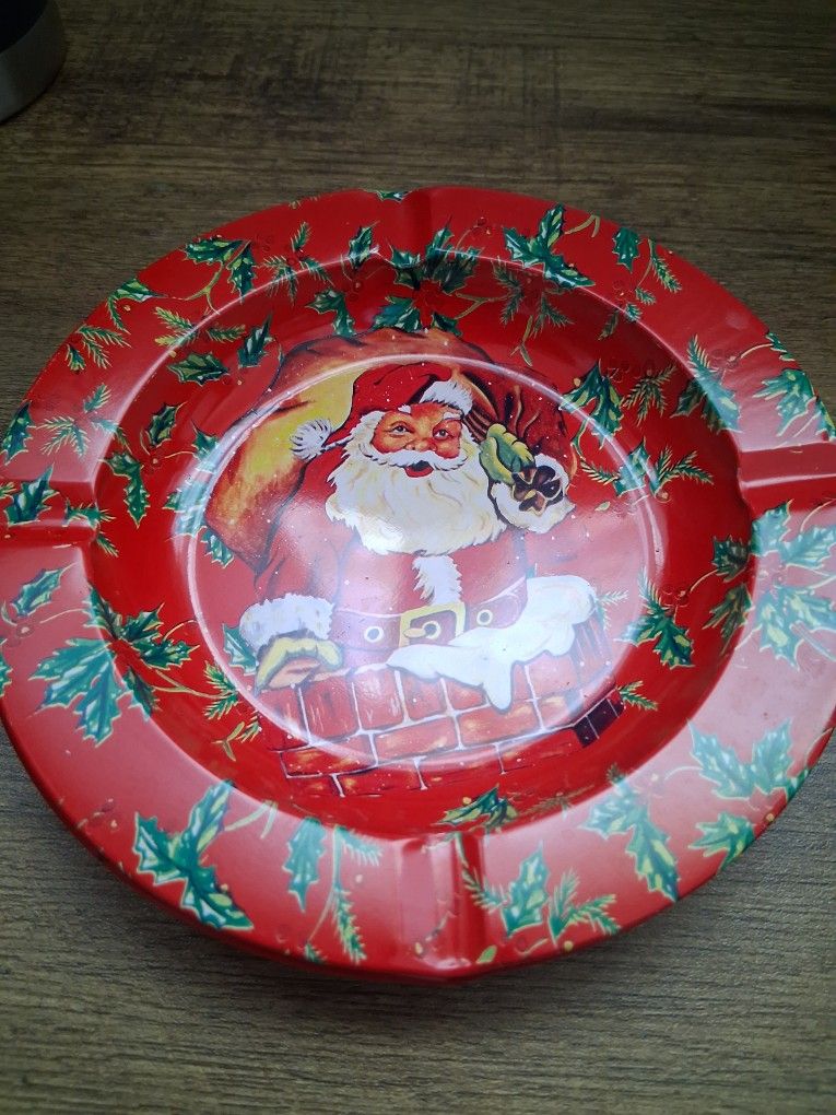 1960's Vintage Santa Tin Ashtray