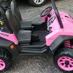 12 Volt Kids PEG PEREGO POLARIS RZR XP SIDE BY SIDE ATV UTV with New Battery And Charger