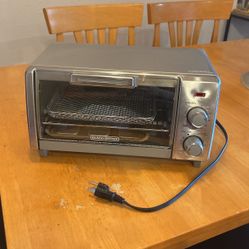 Black & Decker toaster oven 