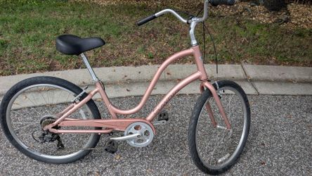 Limited edition rose gold Electra Townie 7D Step Through
