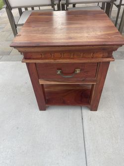 NightStand