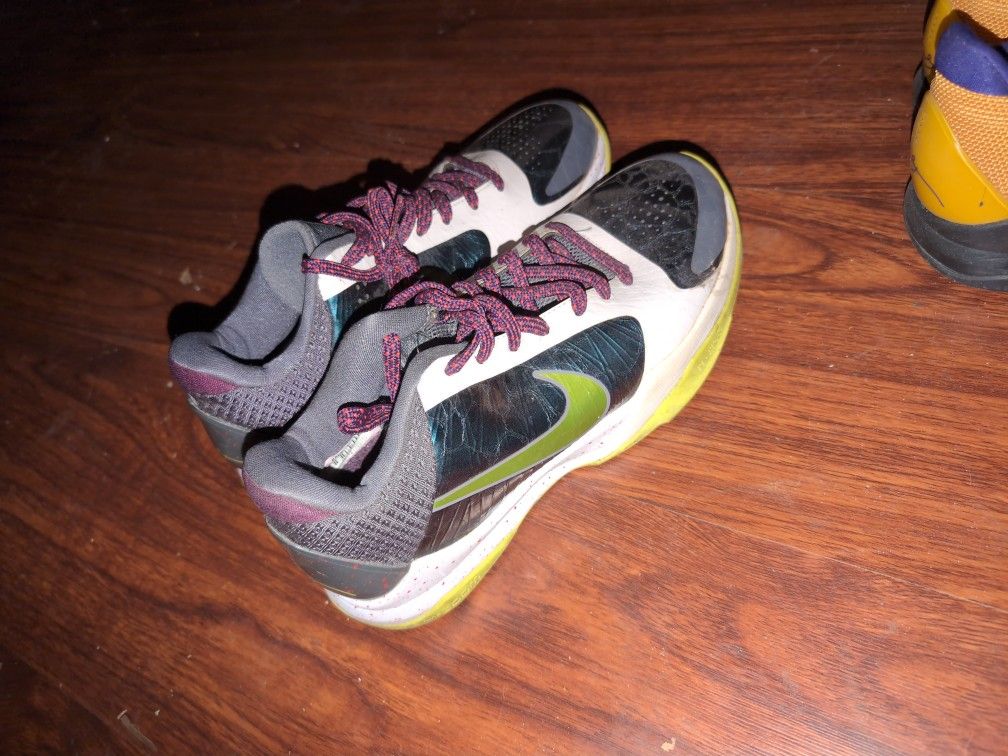 Joke Chaos Nikes
