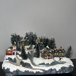 Lovely Vintage Avon Fiber Optic Christmas Village