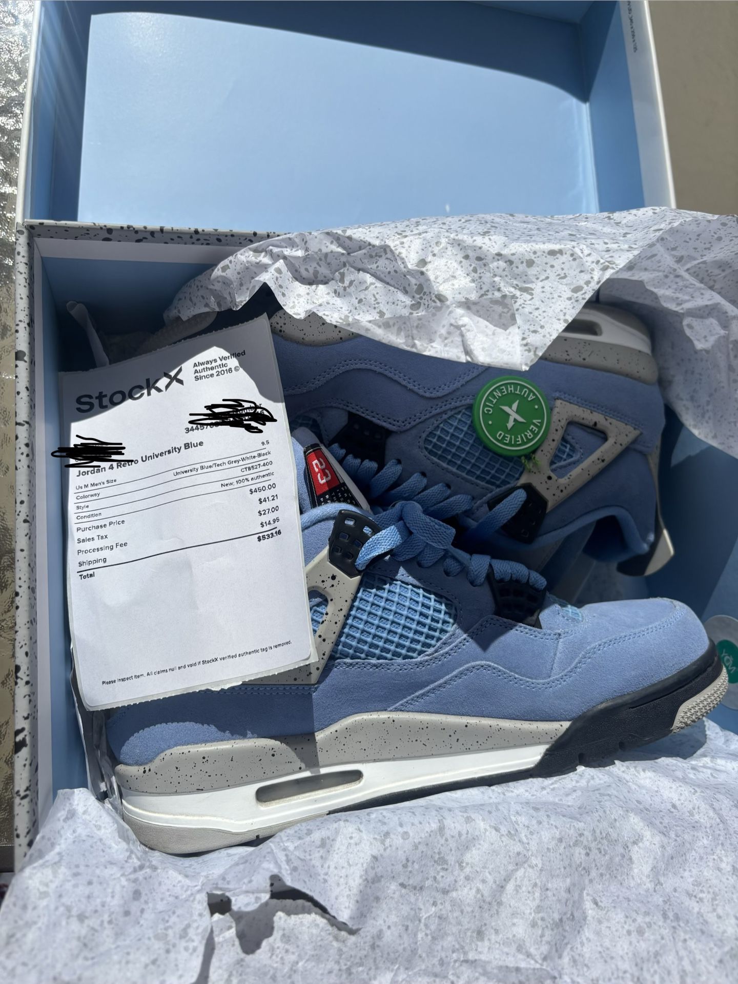 Air Jordan 4 Retro “University Blue” 