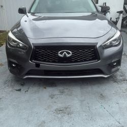 Infiniti Q50 