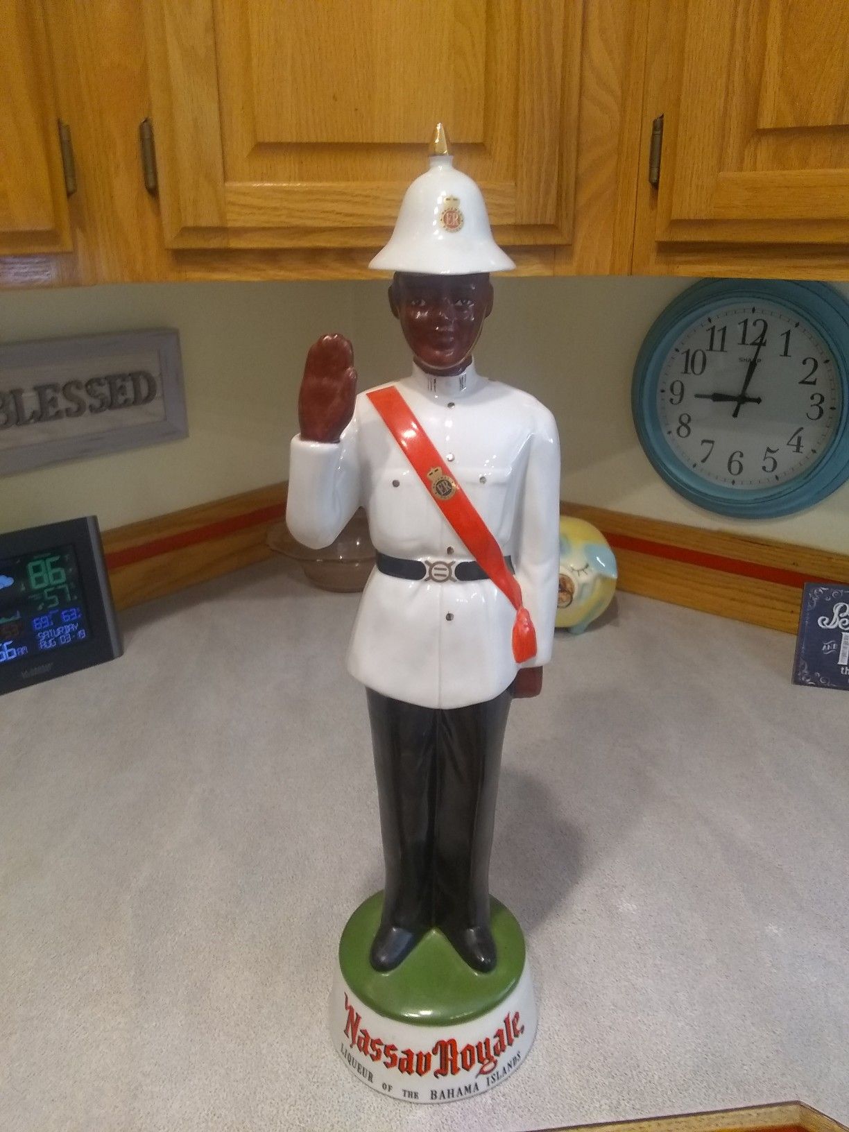 Nassau Royale Liqueur of The Bahamas Decanter