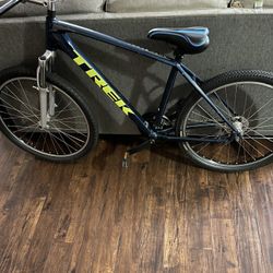TREK Mountain Bike