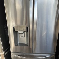 REFRIGERATOR LG 36” stainless steel