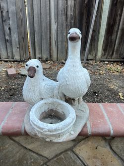 Vintage Cast Stone Goose Flower Pot 17.5X16”X14”