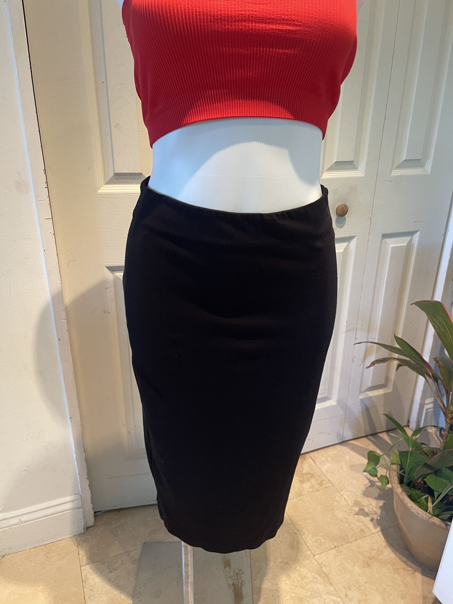 $10 Vince Camuto Pencil Skirt Stretchable Like New 