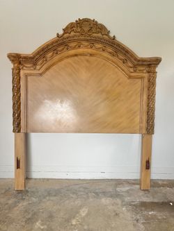 Ashley Furniture South Coast Queen Panel Bed
