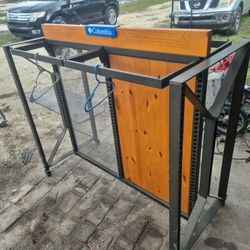 Close Racks 