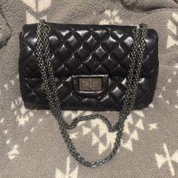 Chanel-Black quilted