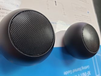 Set of bluetooth speakers