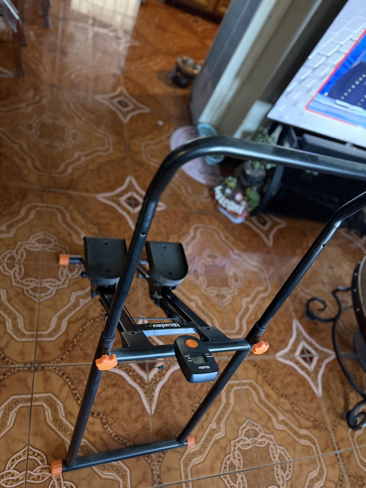 Steps Workout Machine