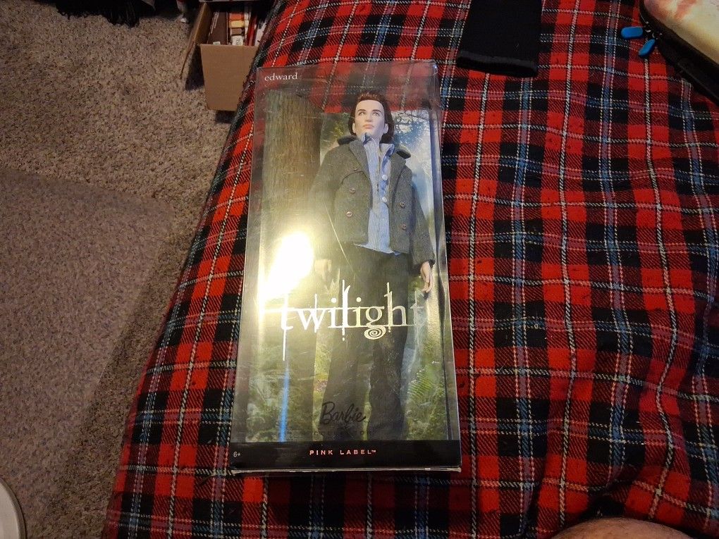 Twilight Doll 