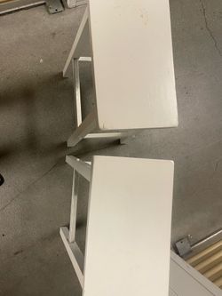 Free white stools