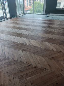 Flooring Installations .vinyl,laminate And Hardwoods And More