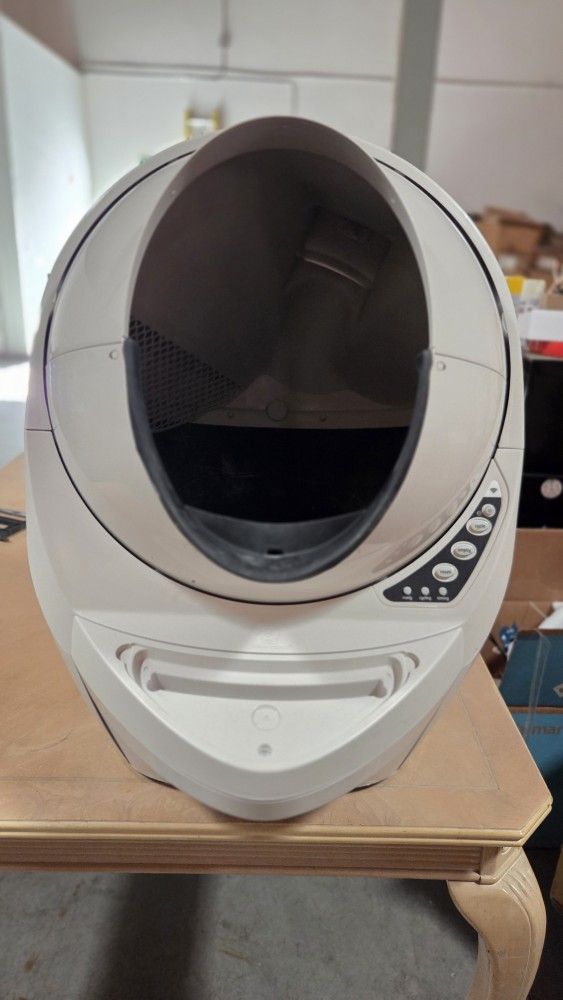 litter Robot 3 Connect. Used