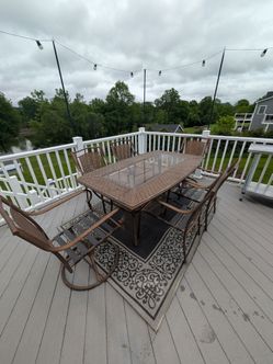 7-Piece Outdoor Dining Set - Glass Top Table & 6 Chairs