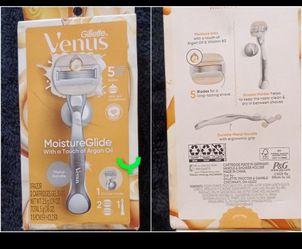 Gillette Venus MoistureGlide 5-Blade Razor + 2 Razor Blade Refills and Shower Holder