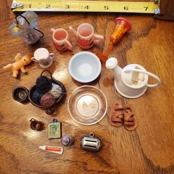 Doll house accessories