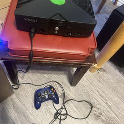 Original Xbox Console Bundle Games Controllers + 13" RCA CRT TV W remote all WORKS