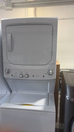 GE Stacked Washer Dryer Unit GAS