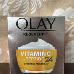 Olay Regenerist Vitamin C +Peptide 24 Hydrating Moisturizer 