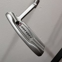 Odyssey Golf - Excellent condition Shorter 33” Right handed White Hot Pro #1 Putter