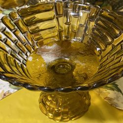Vintage Jeanette Scalloped Edge Louisa Patterned Amber Glass Compote (READ DESC)