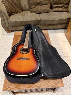 Fender T-Bucket 300CE Acoustic Electric Guitar w/ Fishman Pickup & Fender padded travel bag